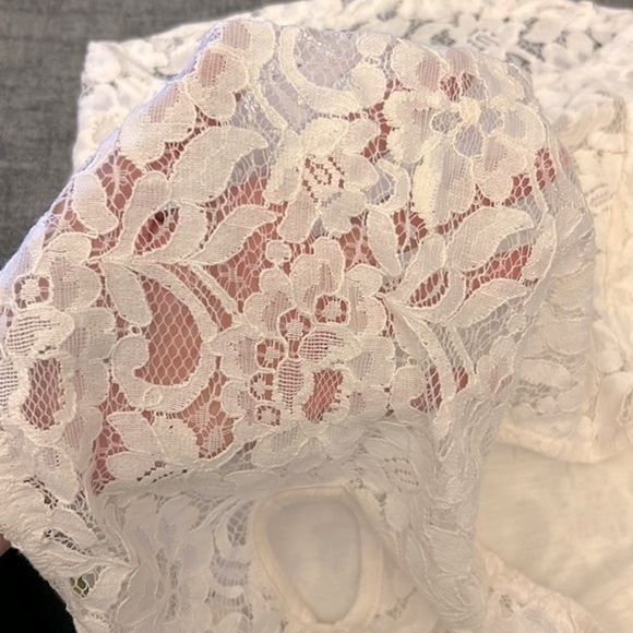 Rolla Coster Collection Lace Crop Halter | SIZE L - Picture 3 of 5